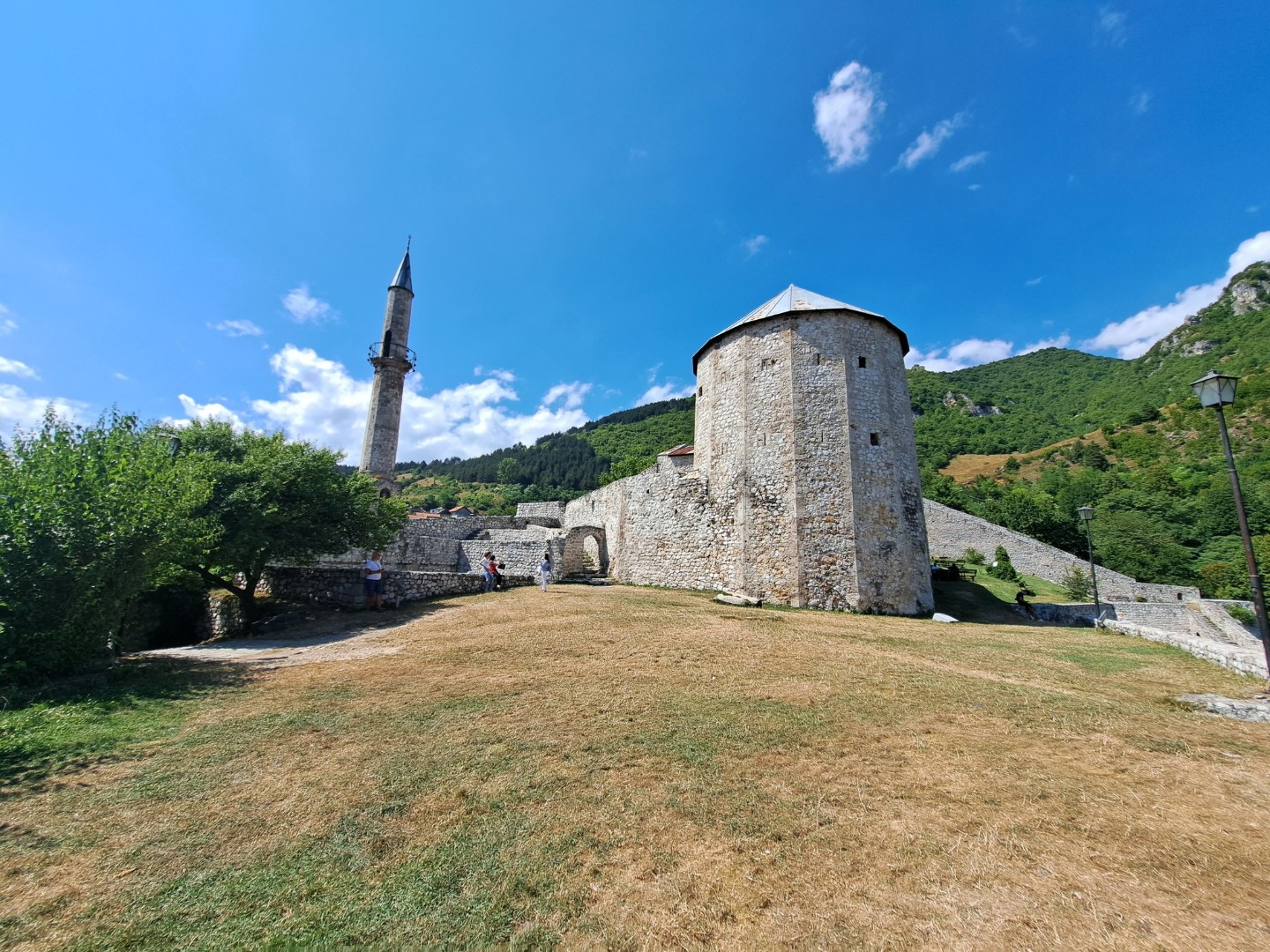 U Mostaru i Trebinju danas 22 stepena, sutra u BiH sunčano uz malu oblačnost