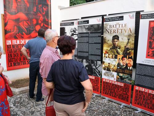 U Muzeju Hercegovine održana izložba 'Pet decenija filma Bitka na Neretvi'