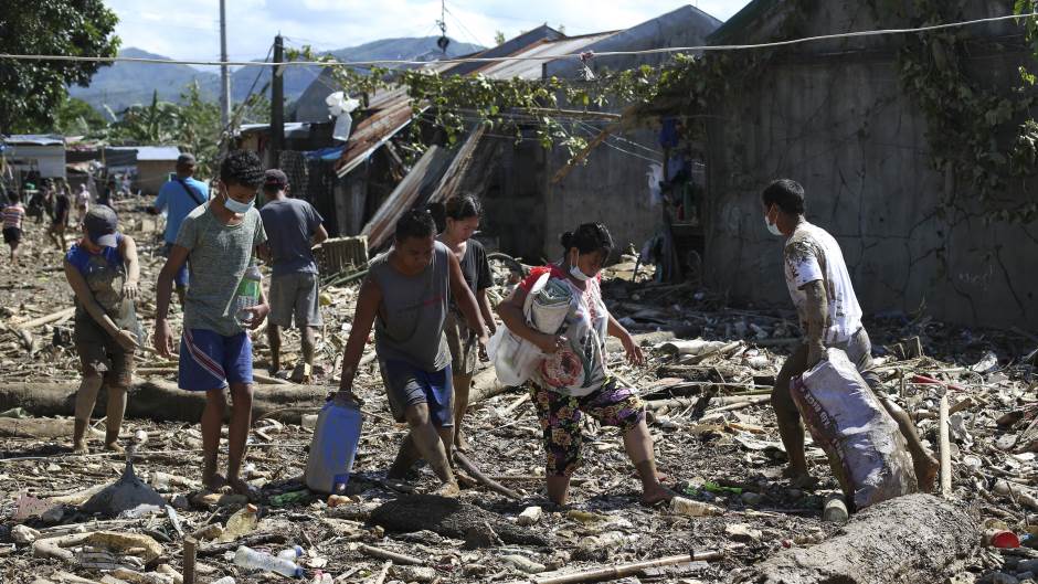 U naletu novog tajfuna poginule 42 osobe na Filipinima