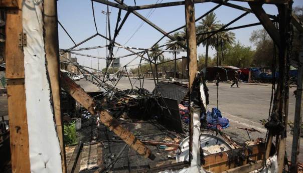 U napadu automobilom bombom južno od Kabula ubijeno 17 osoba