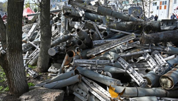U napadu na Harkov ubijeno 15 osoba, među njima osmogodišnje dijete
