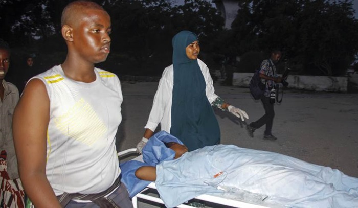 U napadu na hotel u Somaliji ubijeno 15 ljudi