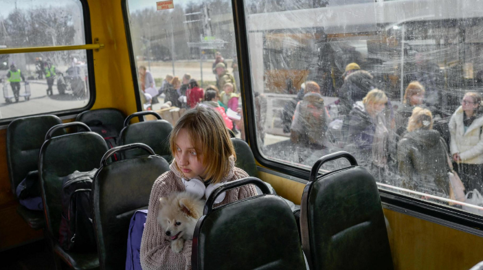 U napadu ruskih snaga na autobuse ubijeno sedam i ranjeno 27 civila