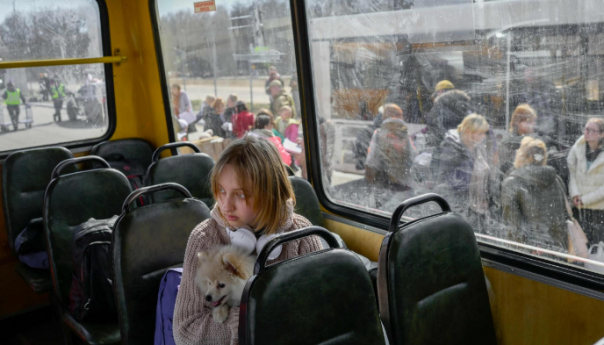 U napadu ruskih snaga na autobuse ubijeno sedam i ranjeno 27 civila