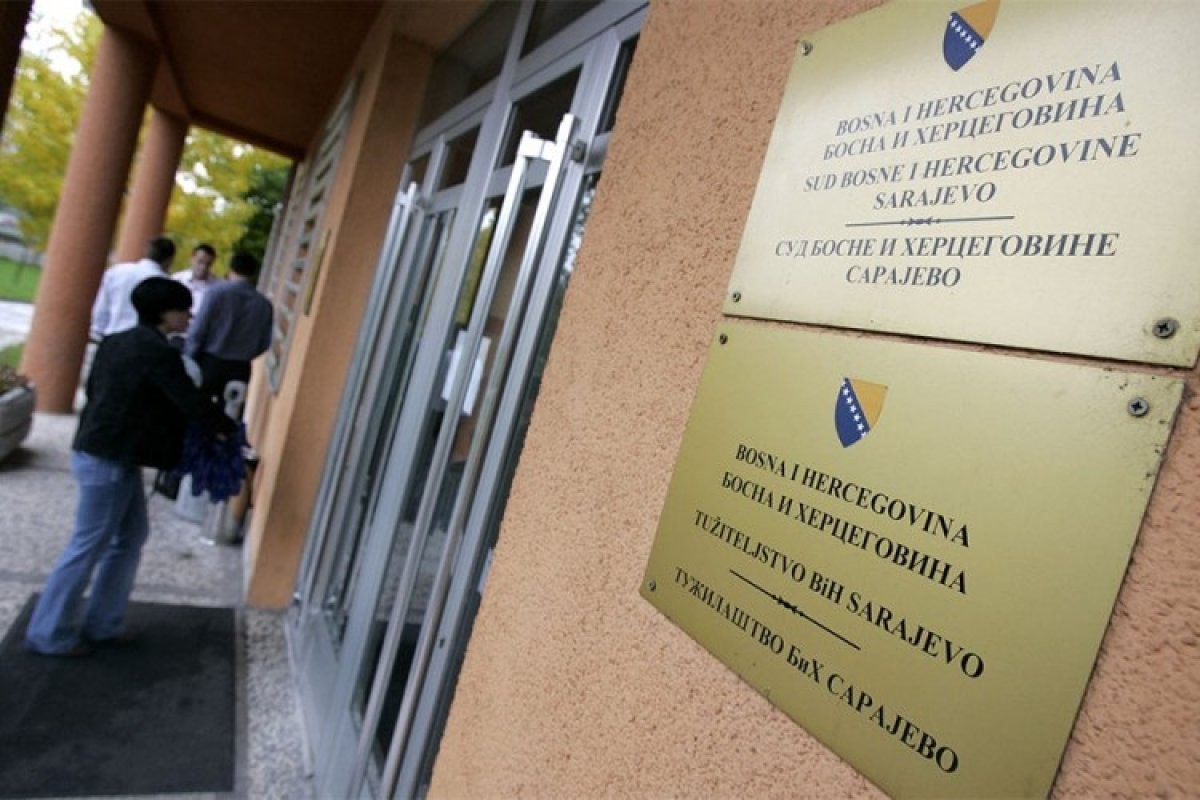 U narednim danima izručenje Lovrenovića