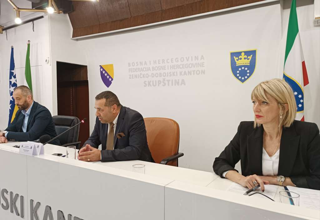 U nastavku prekinute sjednice Dejan Kovačević iz NiP-a izabran za novog predsjednika Skupštine ZDK