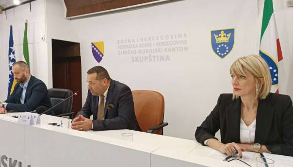 U nastavku prekinute sjednice Dejan Kovačević iz NiP-a izabran za novog predsjednika Skupštine ZDK