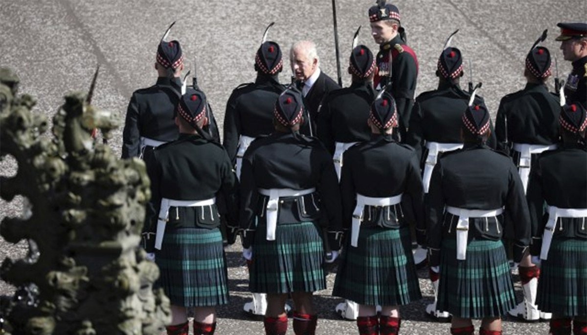 U nedjelju će zaćutati cijela Britanija