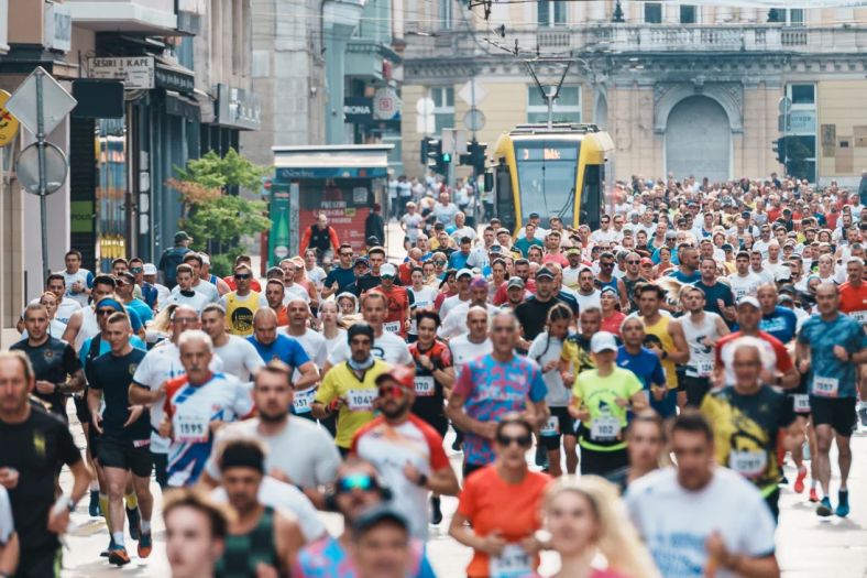 U nedjelju obustava saobraćaja u Sarajevu zbog maratona dugog 42 kilometra