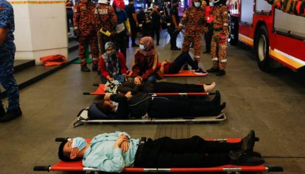 U nesreći u podzemnoj željeznici 200 povrijeđenih