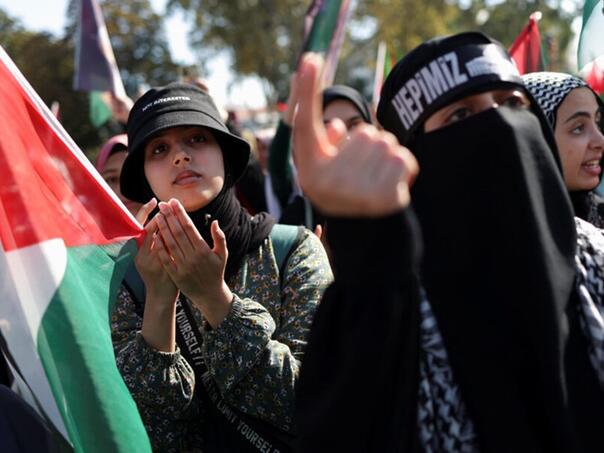 U New Yorku hiljade ljudi na ulici traže 'Slobodu za Palestinu'