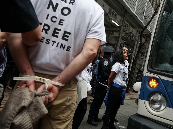 U New Yorku protestvovali protiv prodaje oružja Izraelu