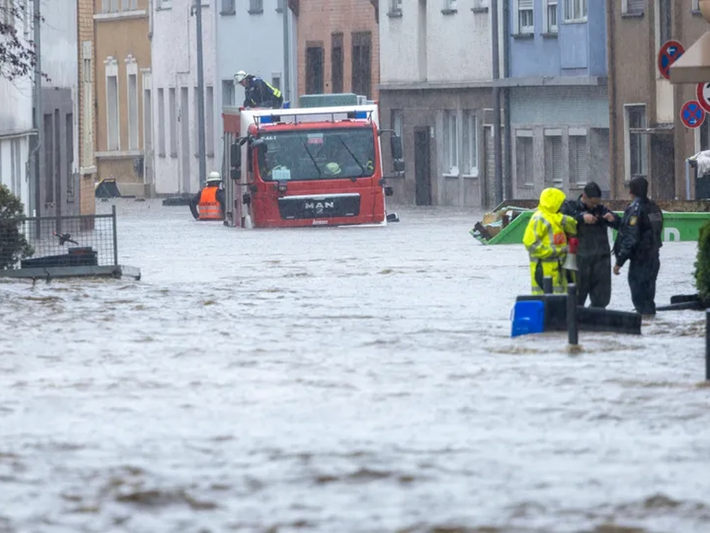 U Njemačkoj haos zbog poplava: Milionske štete, zgrade evakuisane, Scholz otkazao skup...