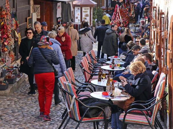 U novembru BiH posjetilo 124.899 turista, najviše noćenja ostvarili Hrvati