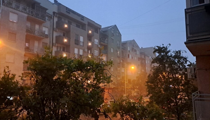 U Novom Sadu proglašena vanredna situacija