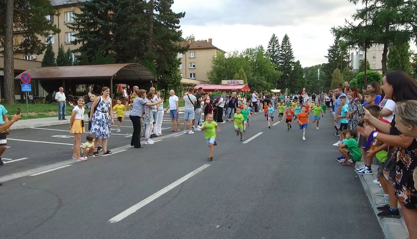 U Novom Travniku održana prva memorijalna utrka za prijevremeno rođenu djecu