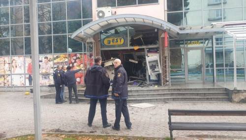 U Novom Travniku plinskim bombama raznesena dva bankomata