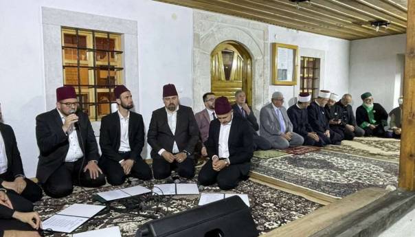 U okviru "512. dana Ajvatovice" održan vjerski program i predavanje