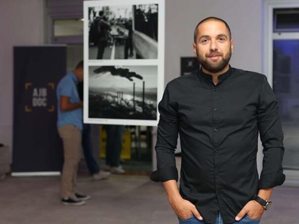 U okviru AJB DOC-a otvorena izložba fotografija ‘Rights’ Đorđa Kostića