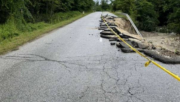 U općini Sapna prijeti pojava novih klizišta
