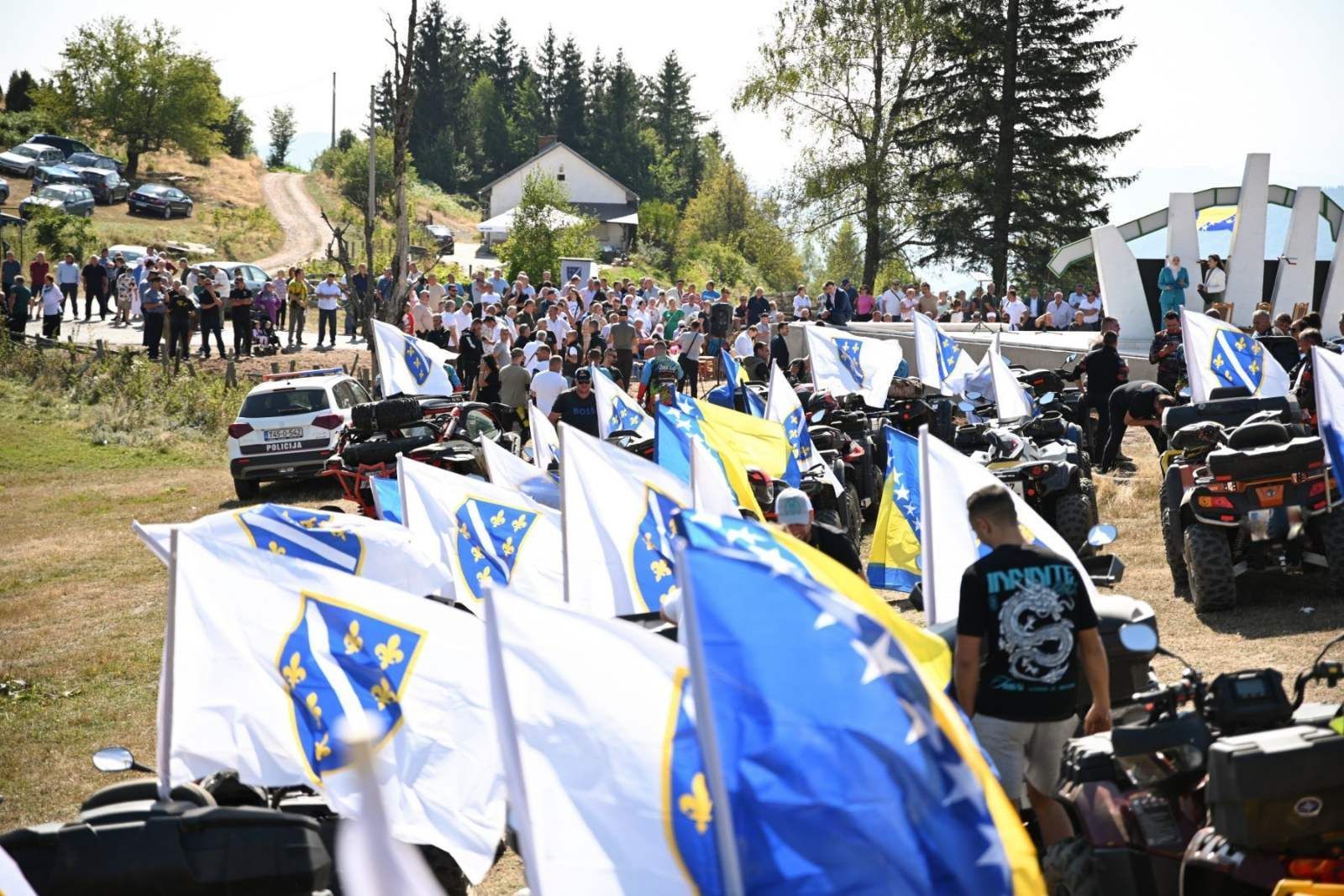 U Orahovicama kod Goražda otvoreno spomen obilježje 'Put spasa'