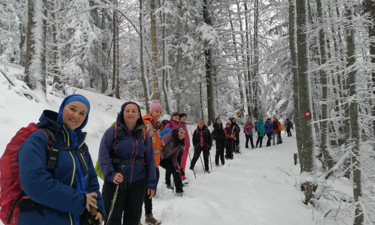 U Osmomartovskom pohodu na Trebeviću 60 žena      