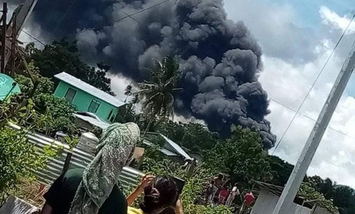 U padu filipinskog vojnog aviona najmanje 17 poginulih