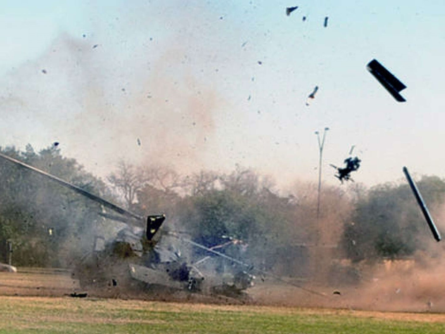 U padu helikoptera pakistanske vlade poginulo pet osoba