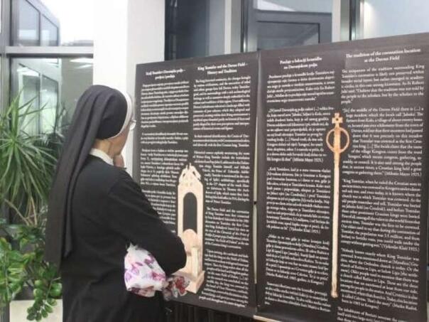 U Pleternici otvorena izložba "Duvno polje - kraljevsko prijestolje"