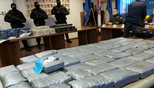 U Pločama zaplijenjeno 220 kg heroina i 62 kg kokaina