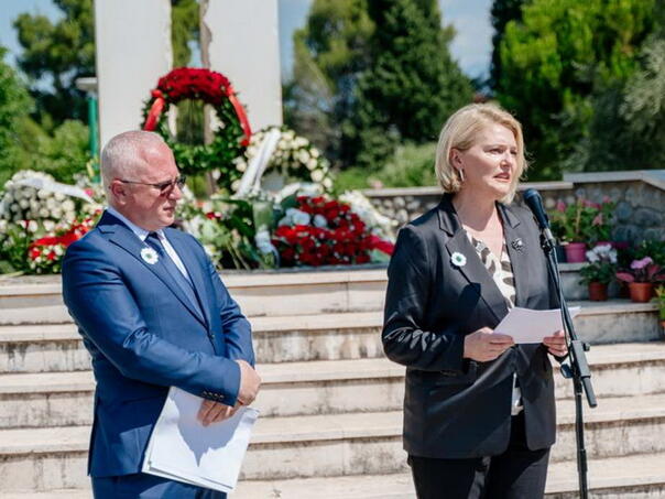 U Podgorici obilježen Dan sjećanja na žrtve genocida u Srebrenici