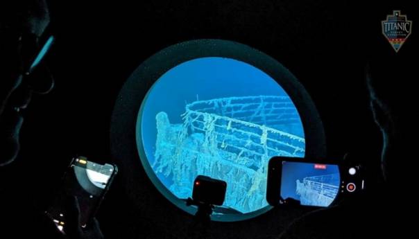 U podmornici koja je išla do Titanica ima još malo kisika