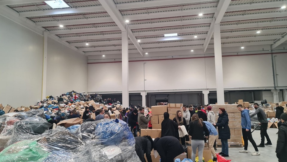 U Pomozi.ba završeno prikupljanje pomoći, besplatan prevoz za volontere