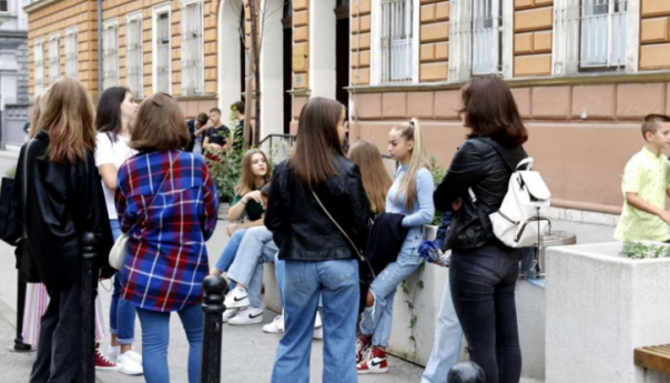 U ponedjeljak 30. januara početak drugog polugodišta za učenike u Kantonu Sarajevo
