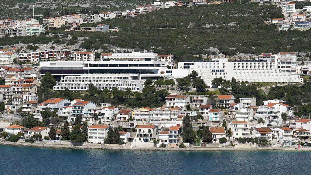 U ponedjeljak Čović, Božinović i Primorac o graničnim prijelazima