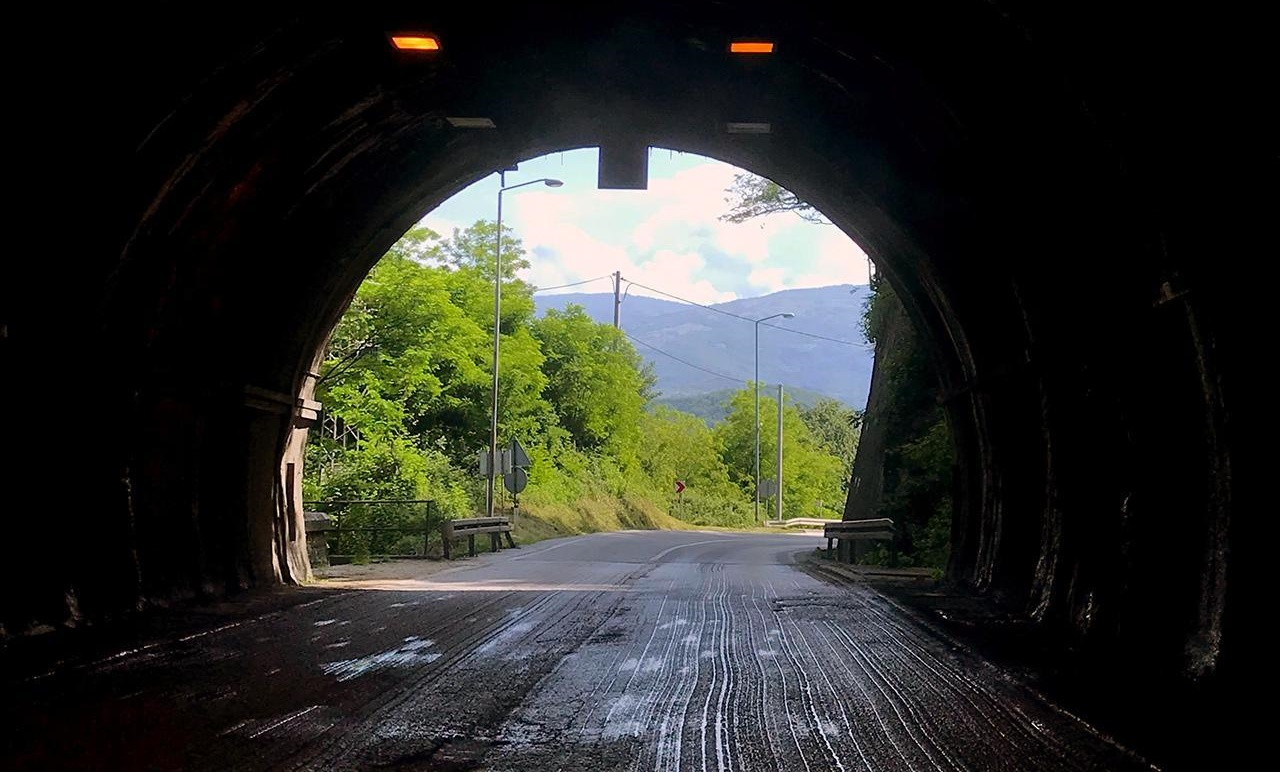U ponedjeljak početak rekonstrukcije tunela Crnaja, zadržavanja do 15 minuta