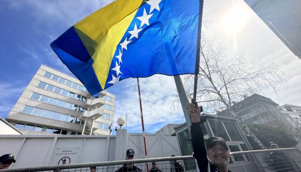 U ponedjeljak protest građana ispred OHR-a