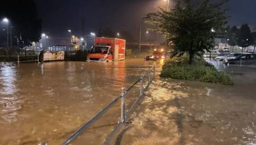 U poplavama u Njemačkoj 19 poginulih, brojna sela odsječena