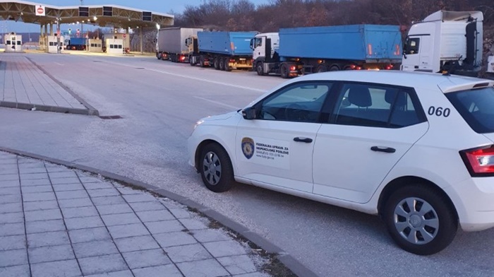 U posljednja 24 sata u šatore na granici BiH upućene 34 osobe