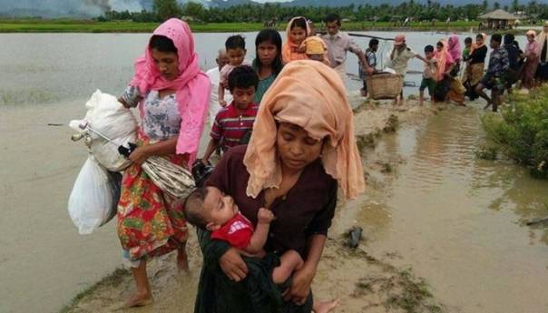 U potonuću broda s Rohinja izbjeglicama poginulo 16 osoba
