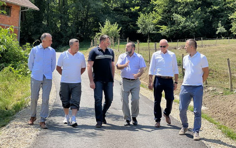 U povratničkom naselju Kamenica završena izgradnja dva puta