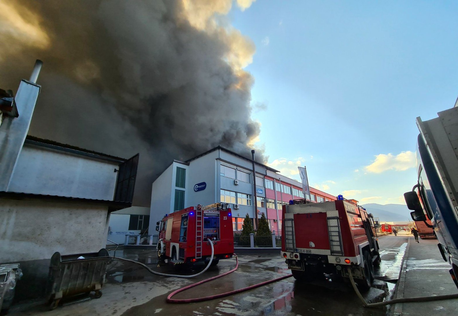U požaru na Ilidži nije bilo povrijeđenih, pričinjena materijalna šteta