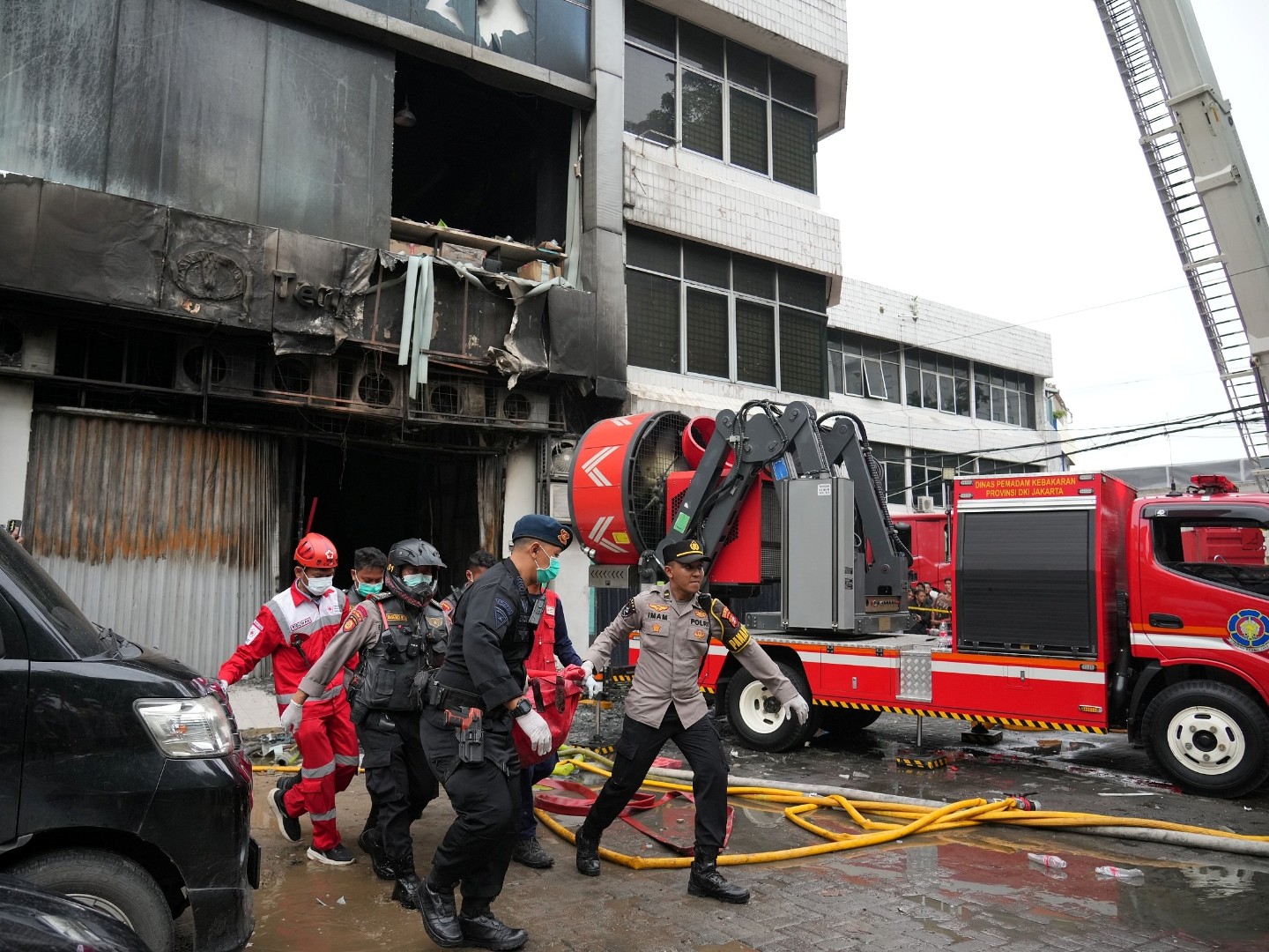 U požaru u Džakarti poginule 22 osobe, među njima i trudnica