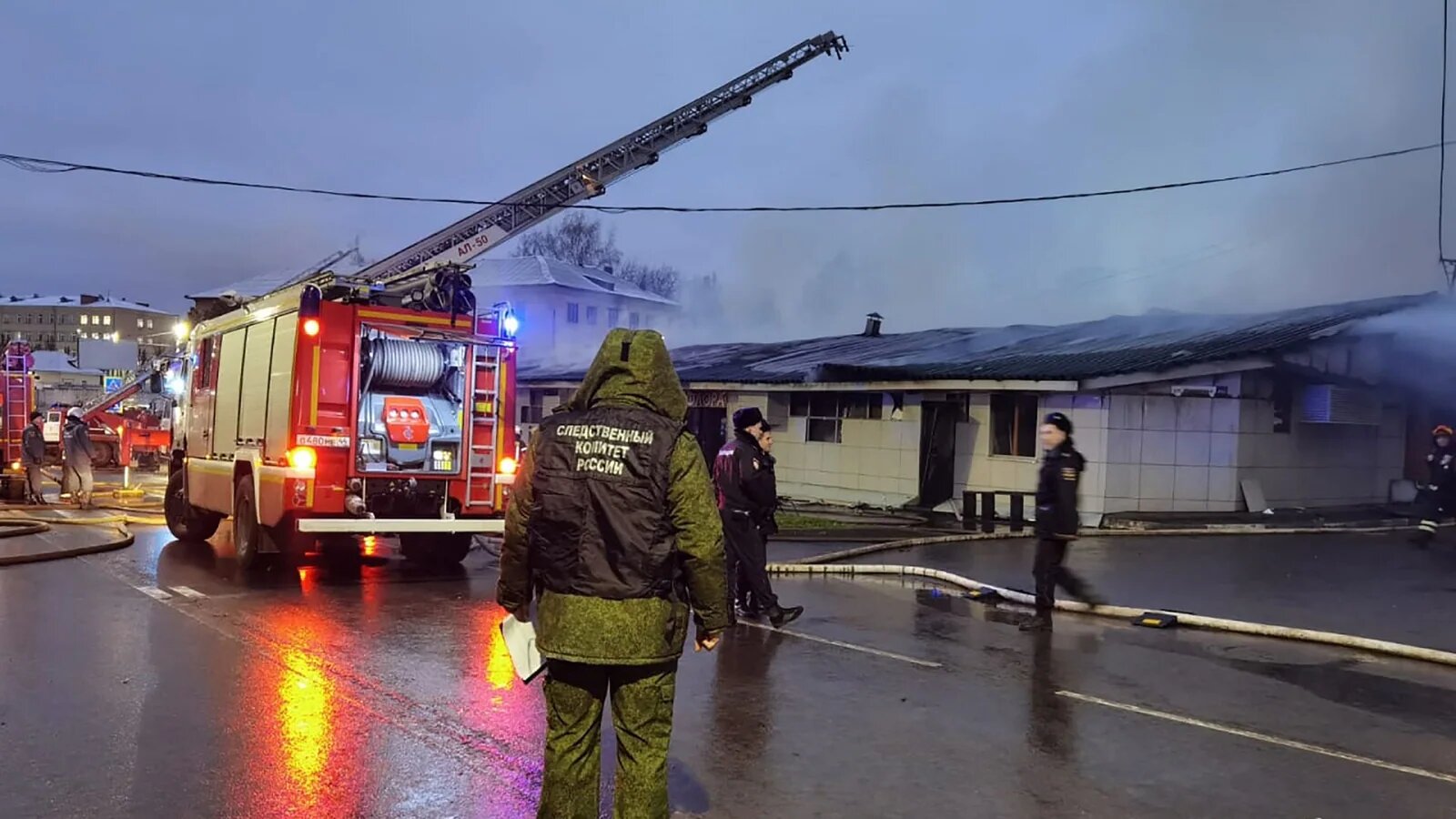 U požaru u kafiću poginulo 15 ljudi