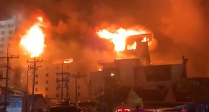 U požaru u kazinu u Kambodži poginulo deset osoba, mnoštvo povrijeđenih