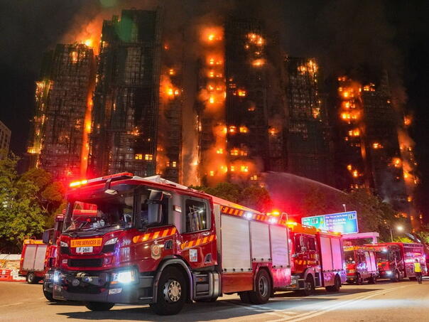 U požaru u stambenom kvartu u Hong Kongu poginulo najmanje 13 osoba