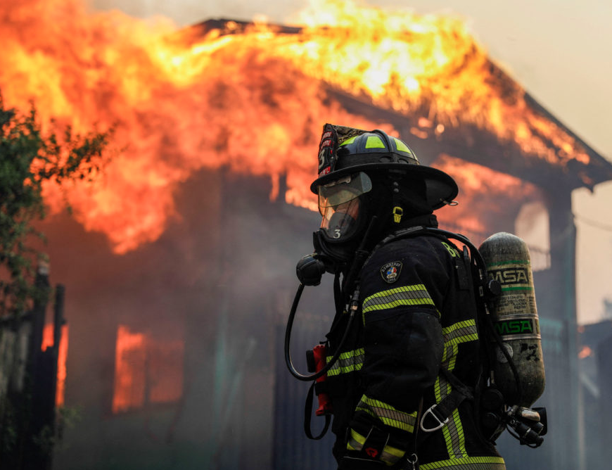 U požaru u staračkom domu 16 poginulih