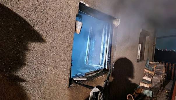 U požaru u Zenici smrtno stradala jedna osoba
