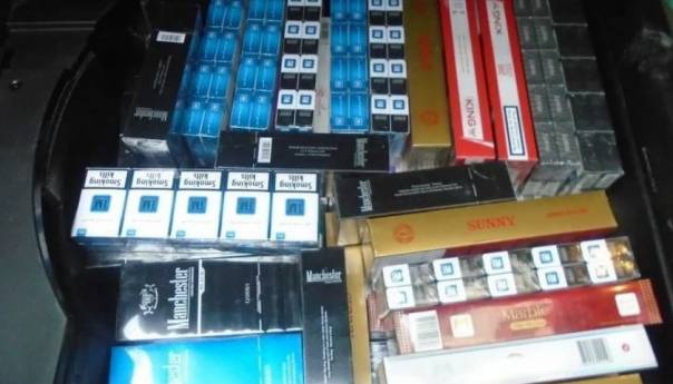 U pretresu kod Tarčina zaplijenjena veća količina duhana i cigareta