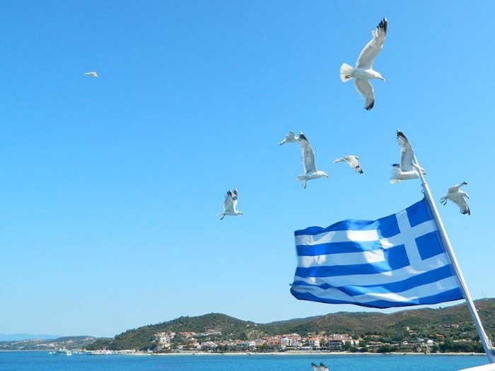 U prevrtanju čamca stradalo 18 migranata, dvoje spašeno